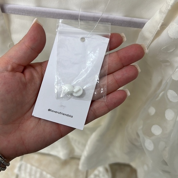 NEW Lovers & Friends White Polka Dot Wrap Blouse - Picture 6 of 9